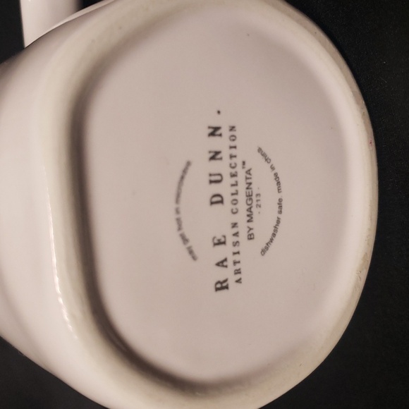 Rae Dunn Artisan Collection "CHICKS DIG ME" Ceramic Mug - Picture 4 of 5